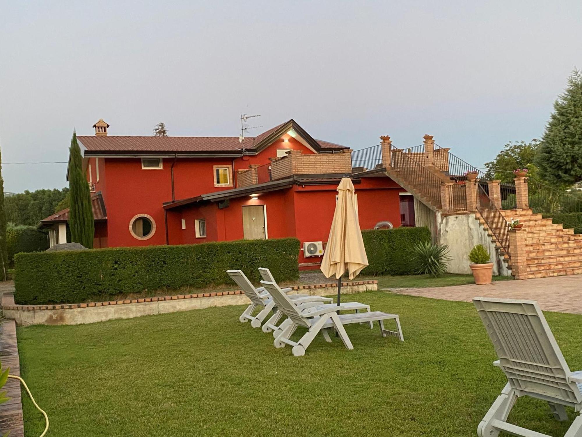 Villa Piero Bisignano エクステリア 写真